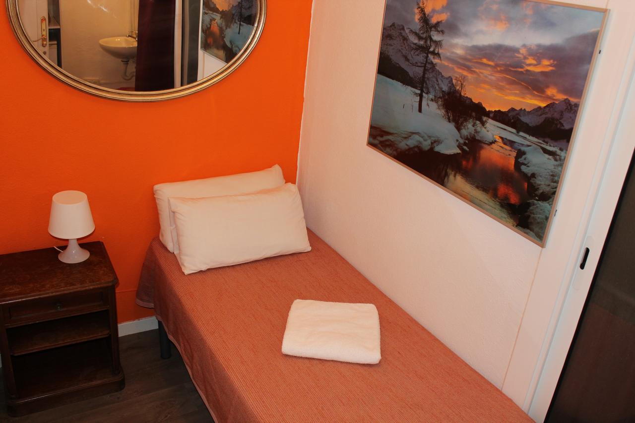 Pension Arosa Barcelona Exteriér fotografie