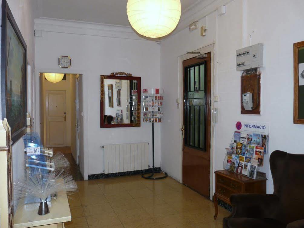 Pension Arosa Barcelona Exteriér fotografie